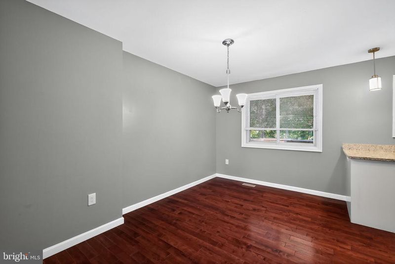 7610 Carissa Ln, Laurel, MD 20707