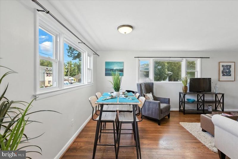 2012 S Lincoln St, Arlington, VA 22204