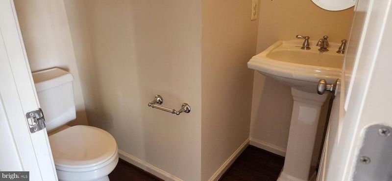 42535 Dreamweaver Dr, Brambleton, VA 20148