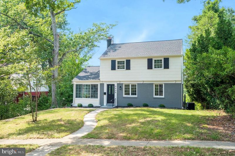 3020 Lake Ave, Cheverly, MD 20785