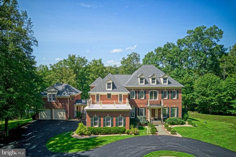 10300 Hampton Rd, Fairfax Station, VA 22039
