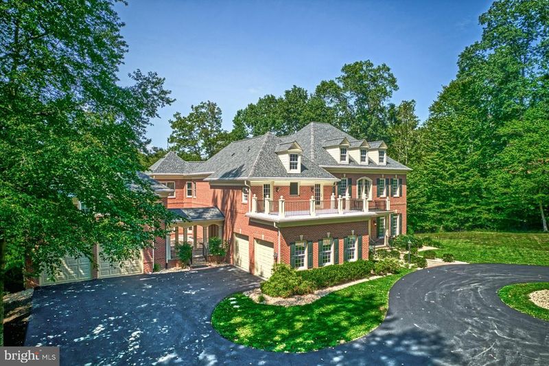 10300 Hampton Rd, Fairfax Station, VA 22039