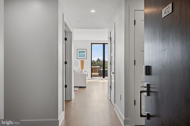 210 Second St E #402, Frederick, MD 21701
