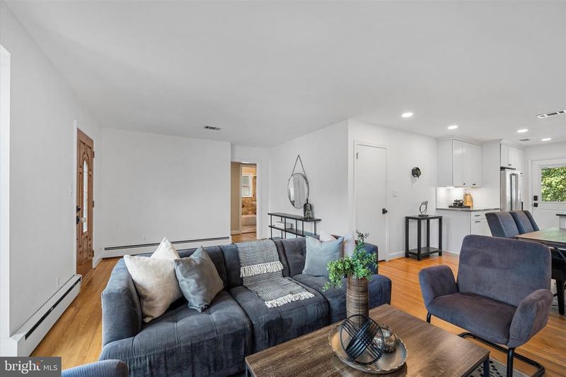 5417 4th St S, Arlington, VA 22204