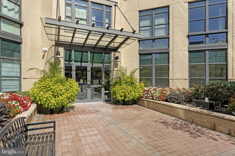 1830 Fountain Dr #1405, Reston, VA 20190