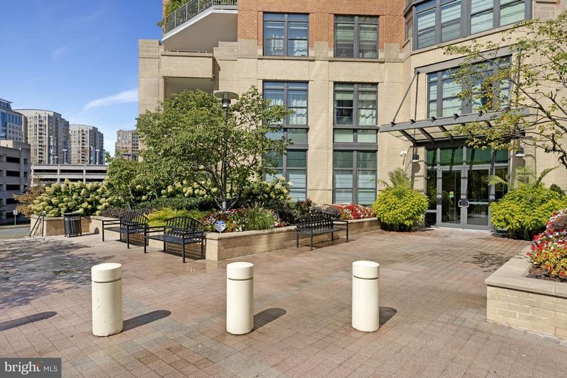 1830 Fountain Dr #1405, Reston, VA 20190