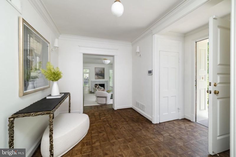 2825 Mcgill Ter NW, Washington, DC 20008