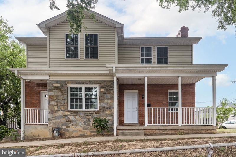 1600 13th St S, Arlington, VA 22204