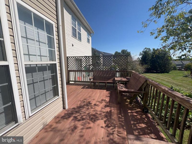 2473 Lakeside Dr, Frederick, MD 21702