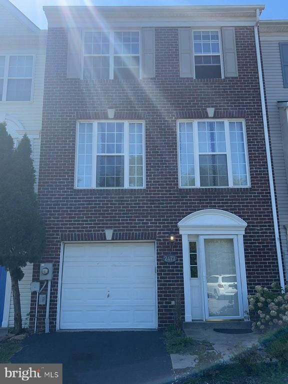2473 Lakeside Dr, Frederick, MD 21702
