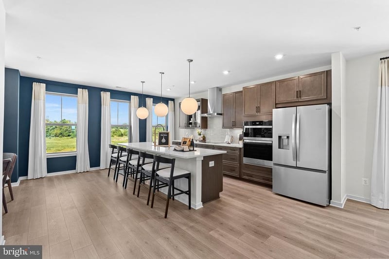 9 Sepia Sq #HE, Ashburn, VA 20147