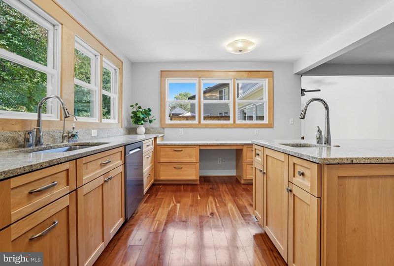 18110 Bilney Dr, Olney, MD 20832