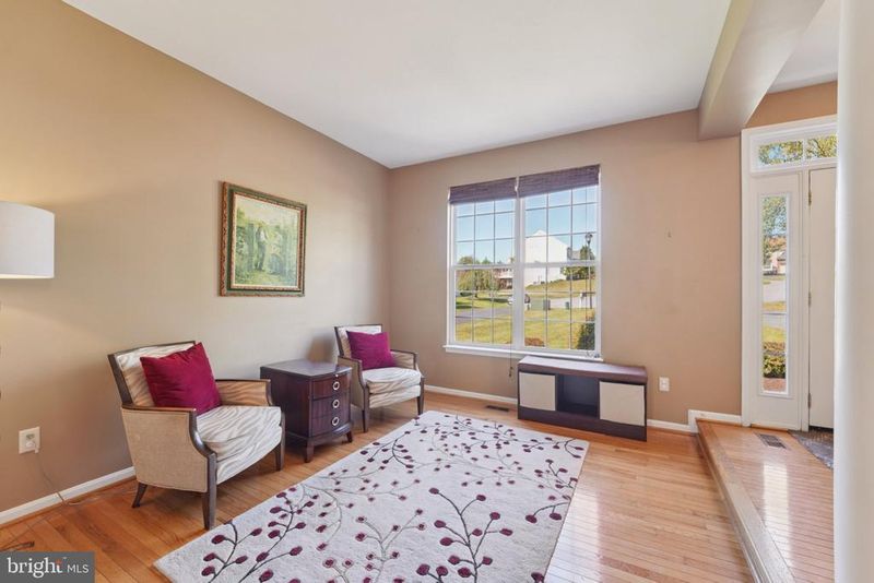 13253 Turf Ter, Mount Airy, MD 21771