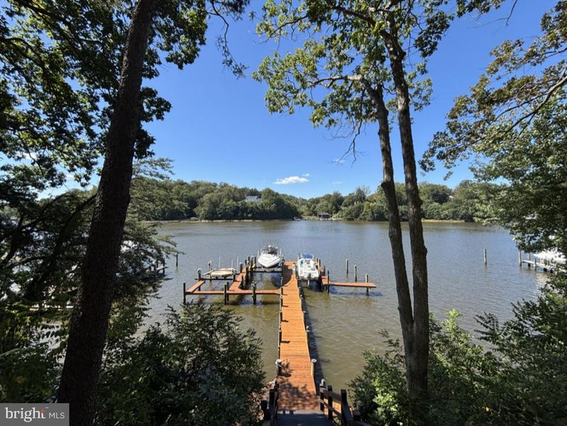 778 Bon Haven Dr, Annapolis, MD 21401