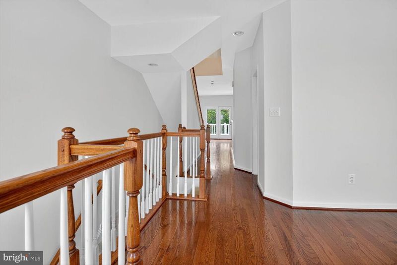 9218 Dawkins Crest Cir, Bristow, VA 20136
