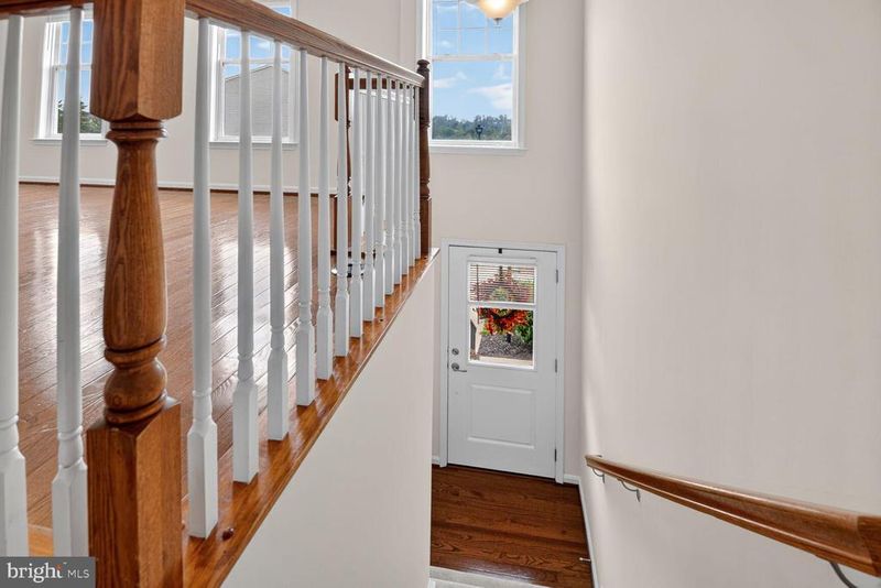 9218 Dawkins Crest Cir, Bristow, VA 20136