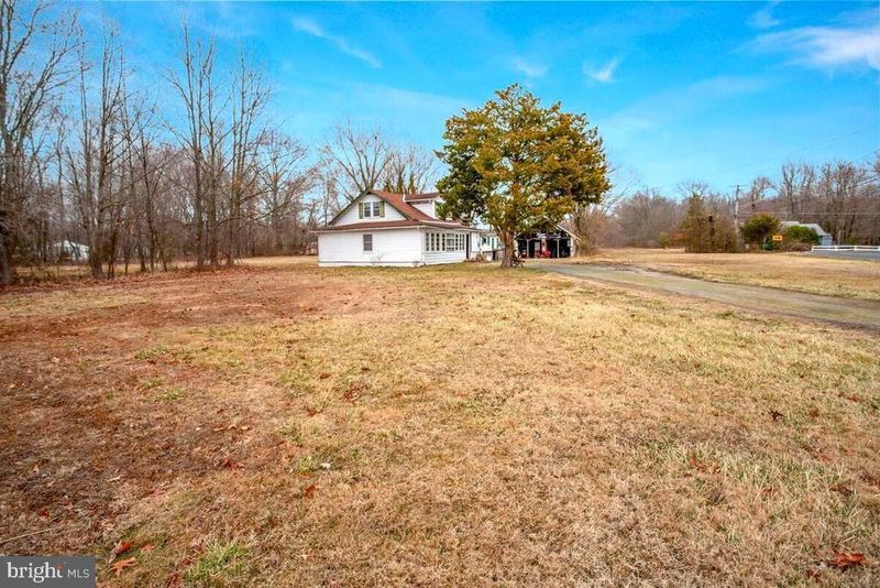 6037 Drum Point Rd, Deale, MD 20751