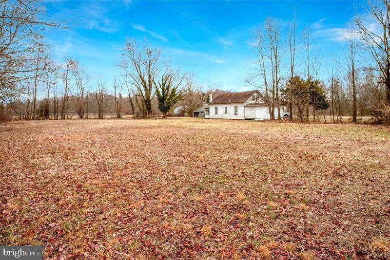 6037 Drum Point Rd, Deale, MD 20751