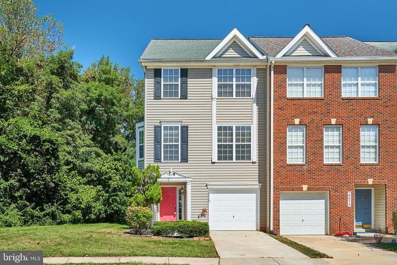 20515 Blue Heron Ter, Sterling, VA 20165