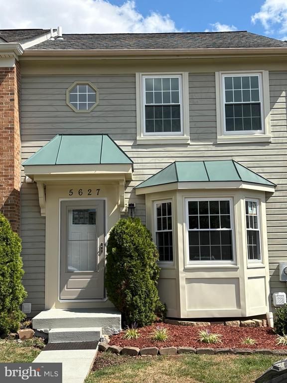 5627 Denton Ct, Frederick, MD 21703