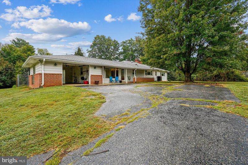13200 Valley Dr, Rockville, MD 20850