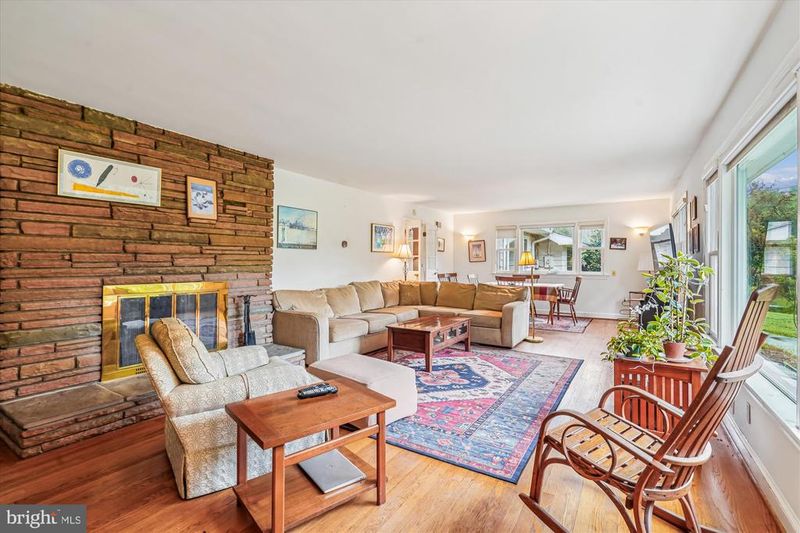 13200 Valley Dr, Rockville, MD 20850
