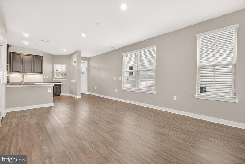 3207 Thornapple Dr, Frederick, MD 21704