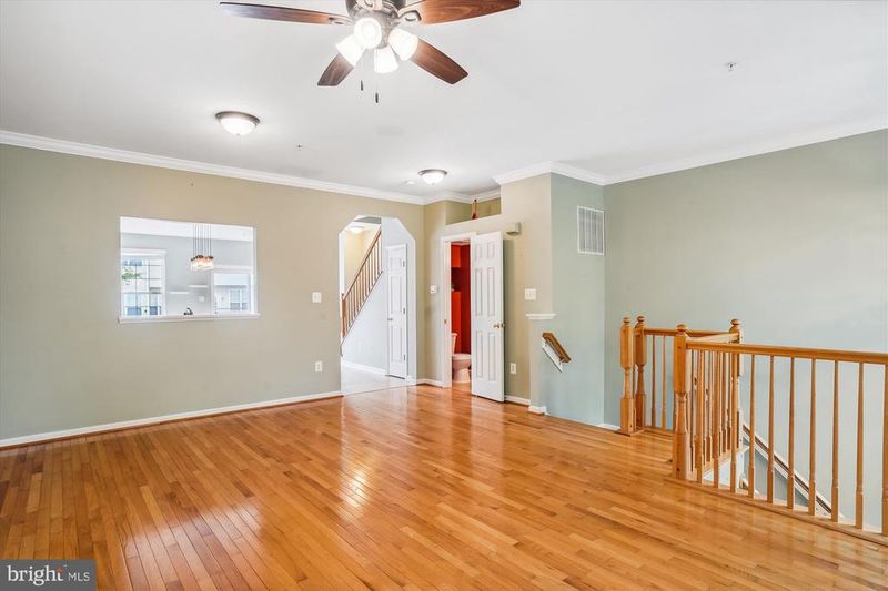 152 Fieldstone Ct, Frederick, MD 21702