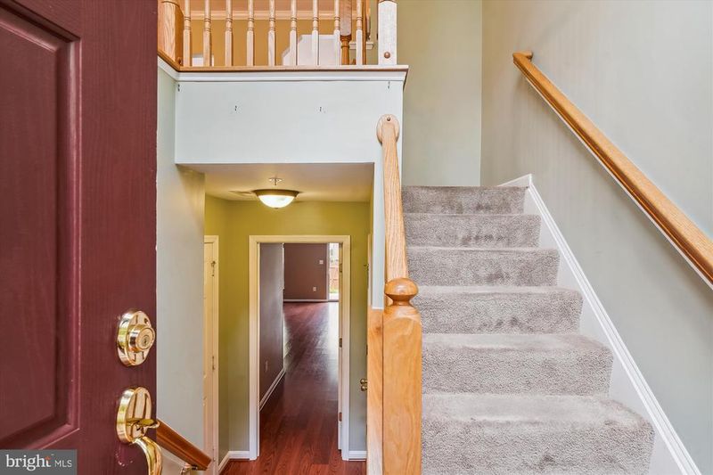 152 Fieldstone Ct, Frederick, MD 21702