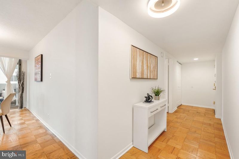 4601 N Park Ave #1019, Chevy Chase, MD 20815