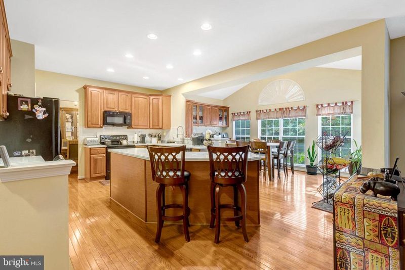 7313 Early Marker Ct, Gainesville, VA 20155