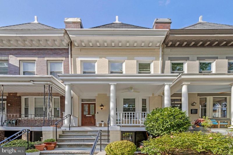 1749 Swann St NW, Washington, DC 20009