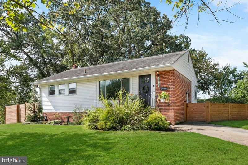 8125 Gavin St, Hyattsville, MD 20784