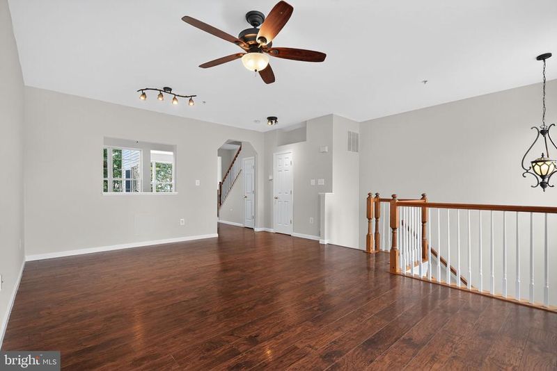 1948 Crossing Stone Ct, Frederick, MD 21702