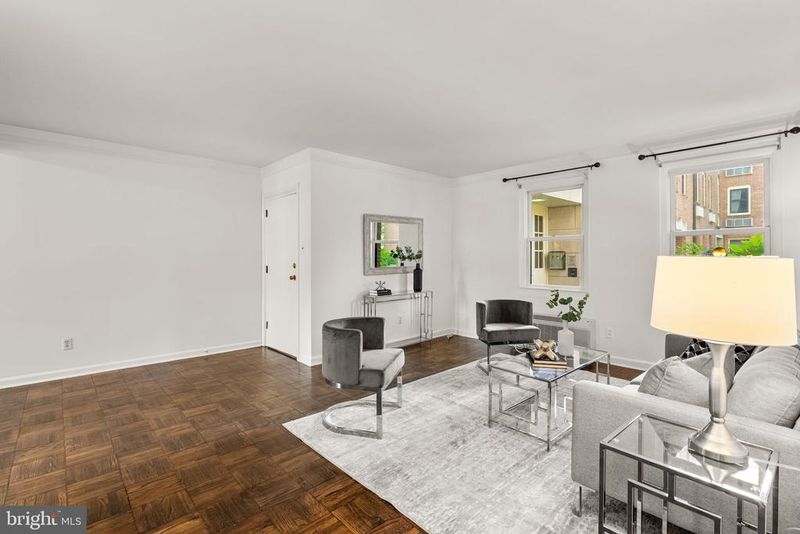 4820 Chevy Chase Dr #101, Chevy Chase, MD 20815