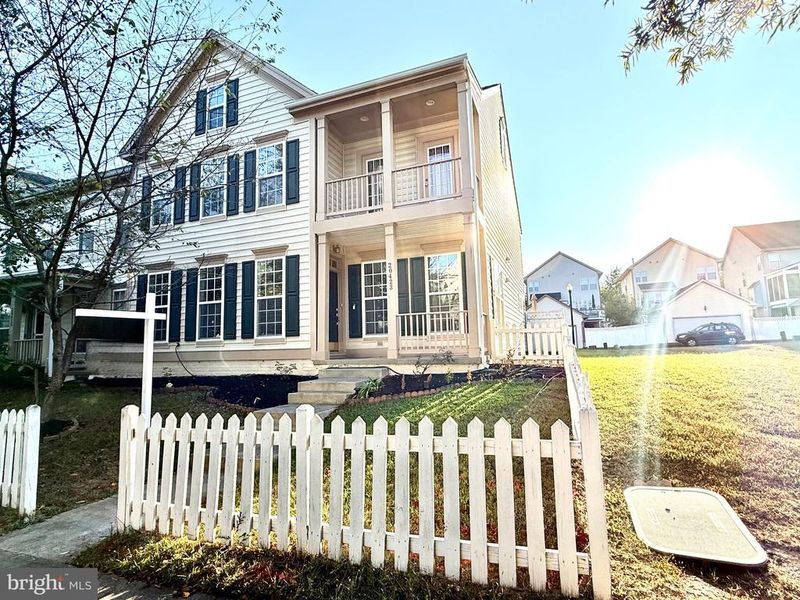 20423 Bowfonds St, Ashburn, VA 20147
