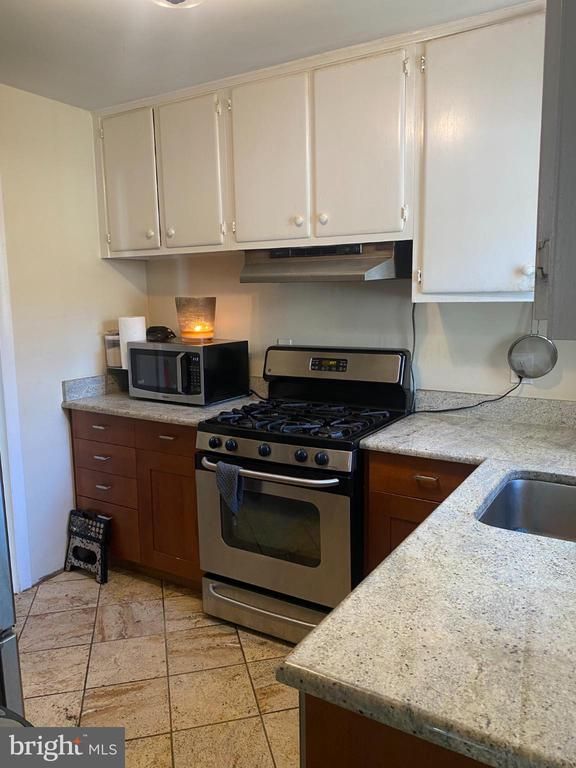10608 Dunkirk Dr, Silver Spring, MD 20902
