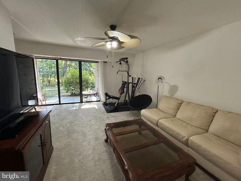 2323 Freetown Ct #2B, Reston, VA 20191