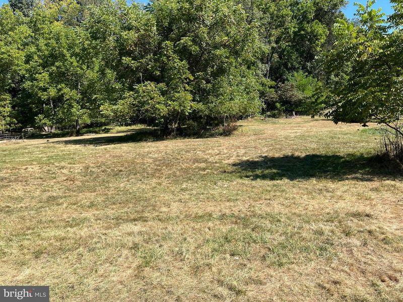 17425 Sunshine Trl, Sabillasville, MD 21780