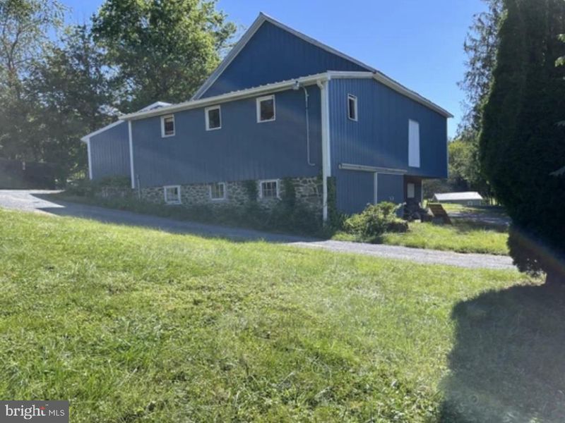 17425 Sunshine Trl, Sabillasville, MD 21780