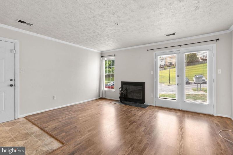 6400 Green Field Rd #904, Elkridge, MD 21075