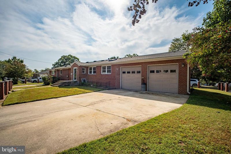 4104 Tulare Dr, Silver Spring, MD 20906