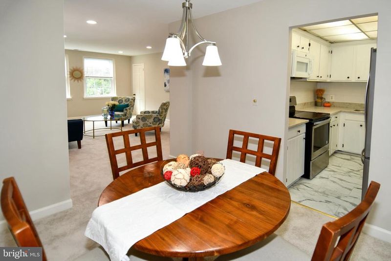 4437 S 36th St S #B2, Arlington, VA 22206
