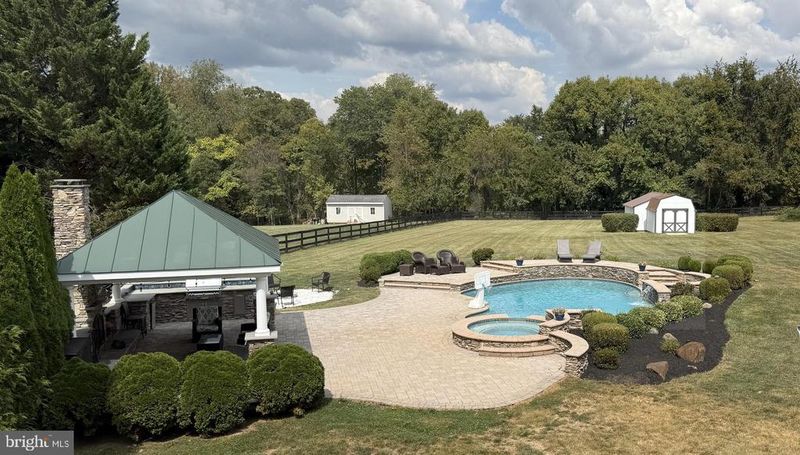 38332 Stone Eden Dr, Hamilton, VA 20158