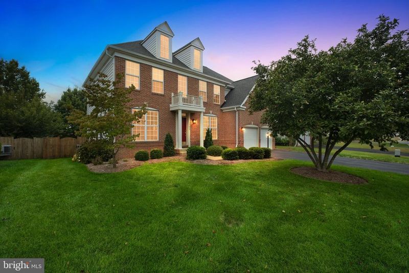 13625 America Dr, Bristow, VA 20136