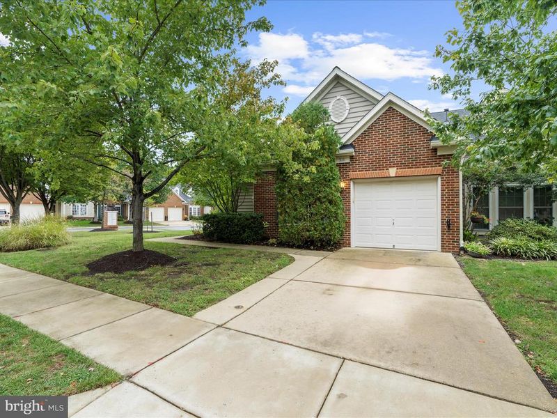 311 Hamlet Cir, Edgewater, MD 21037