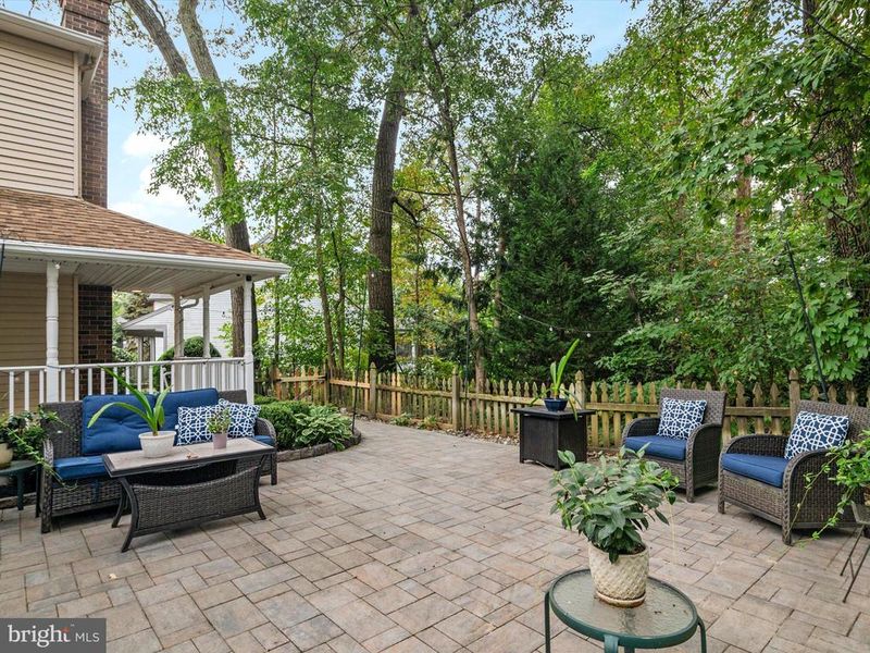 800 Cool Glade Ct, Millersville, MD 21108