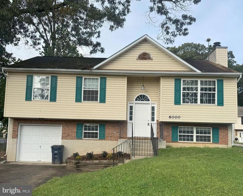 6000 Princess Garden Pw, Lanham, MD 20706