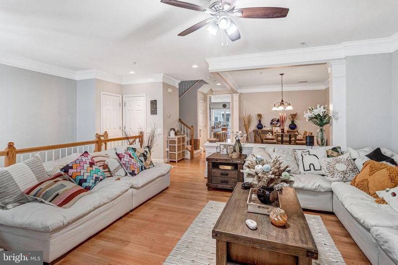 2313 Brookmoor Ln, Woodbridge, VA 22191
