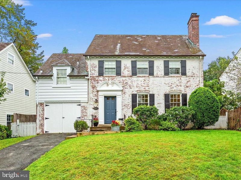 5011 Baltimore Ave, Bethesda, MD 20816